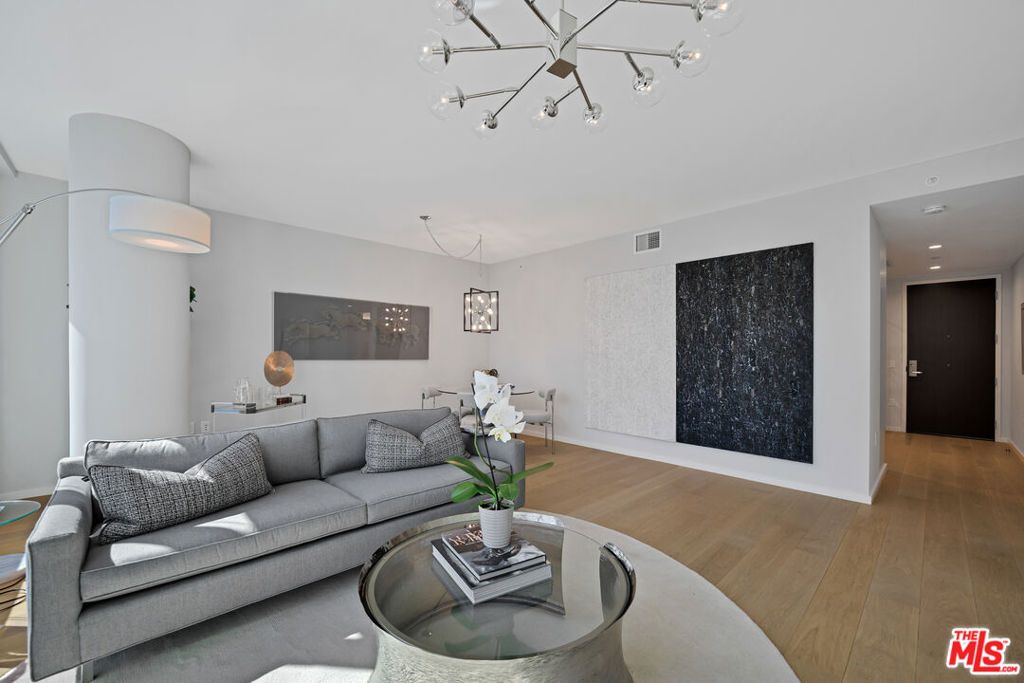 877 Francisco Street 609, Los Angeles, CA 90017 — photo 2