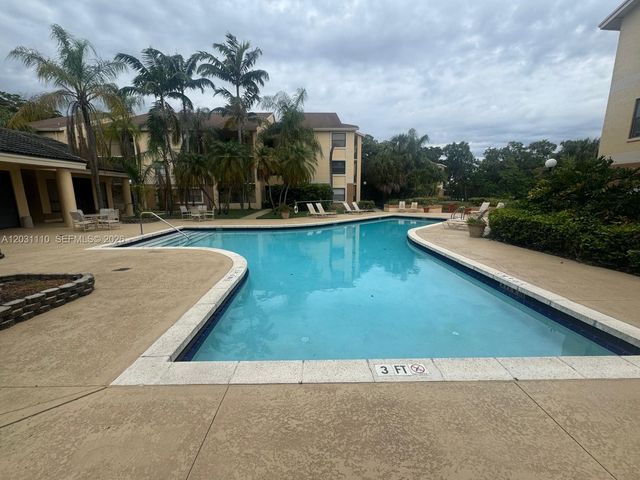9999 Summerbreeze Dr 218, Sunrise, FL 33322