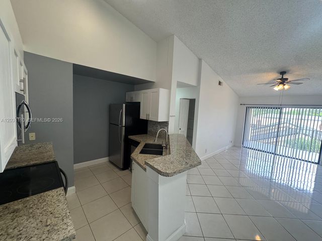 9999 Summerbreeze Dr 218, Sunrise, FL 33322