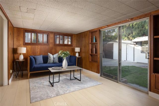 228 N Almansor, Alhambra, CA 91801