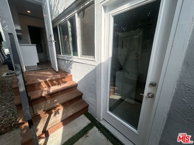 6134 Fair Avenue, North Hollywood (los Angeles), CA 91606