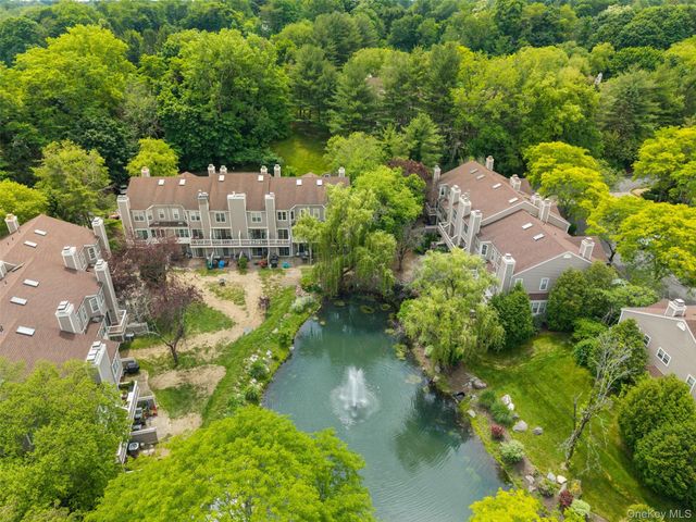 611 Pondside Drive, White Plains, NY 10607