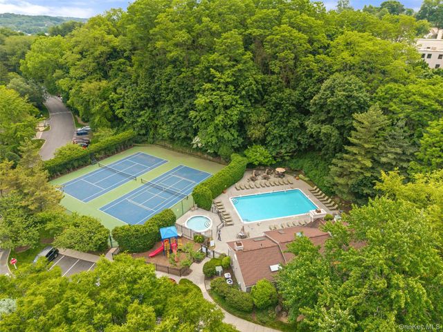 611 Pondside Drive, White Plains, NY 10607