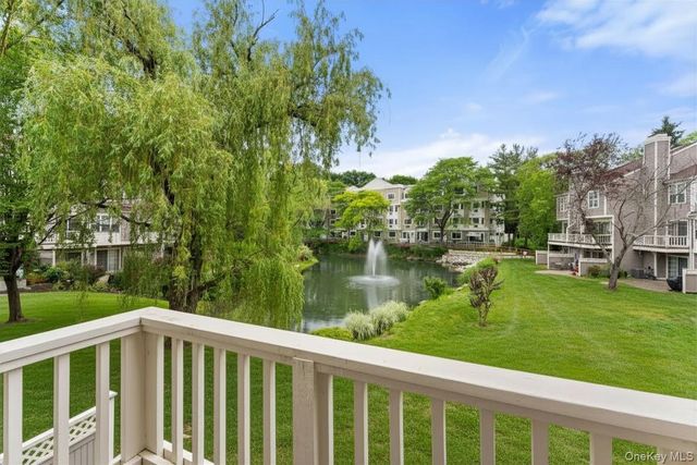 611 Pondside Drive, White Plains, NY 10607