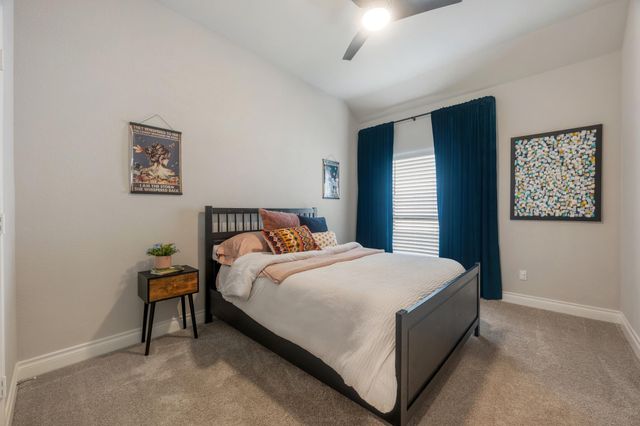 813 Heartleaf DR, Leander, TX 78641