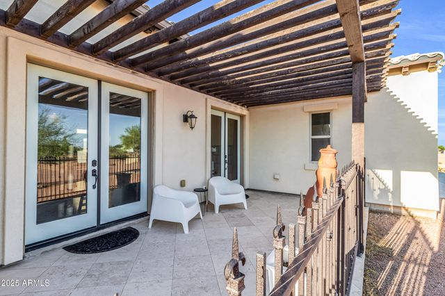 21736 W DESERT MIRAGE Drive, Wittmann, AZ 85361