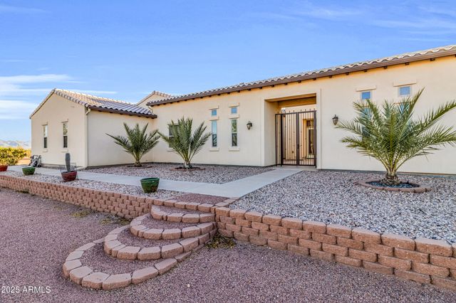 21736 W DESERT MIRAGE Drive, Wittmann, AZ 85361