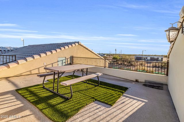 21736 W DESERT MIRAGE Drive, Wittmann, AZ 85361