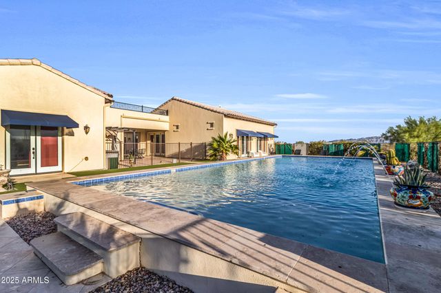 21736 W DESERT MIRAGE Drive, Wittmann, AZ 85361