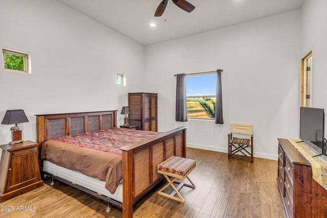 21736 W DESERT MIRAGE Drive, Wittmann, AZ 85361