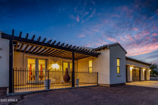 21736 W DESERT MIRAGE Drive, Wittmann, AZ 85361