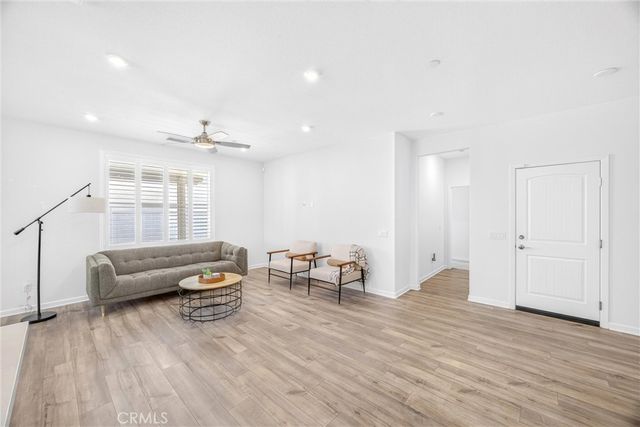 493 N Pinewood, Rialto, CA 92376