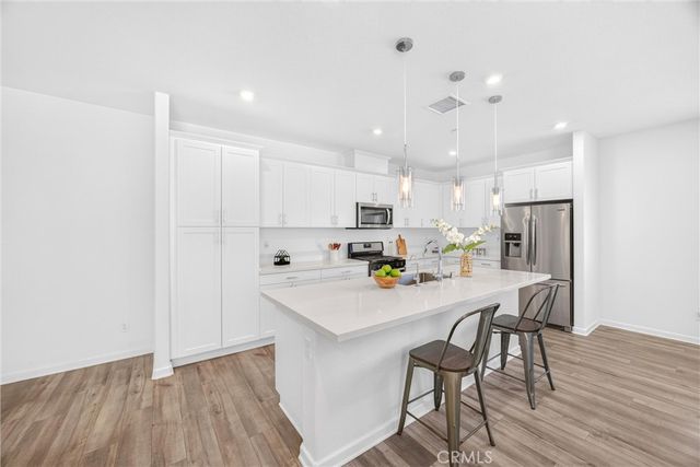 493 N Pinewood, Rialto, CA 92376