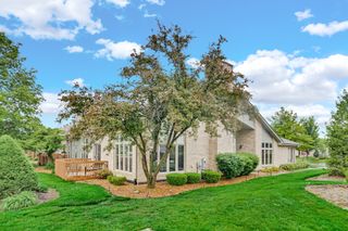 19 W Bay Road, Palos Heights, IL 60463