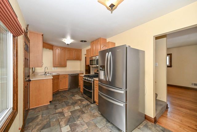 7817 W Mt. Vernon AVENUE, Milwaukee, WI 53213