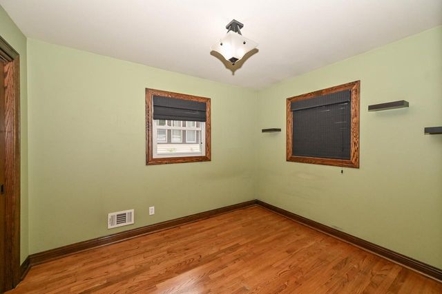 7817 W Mt. Vernon AVENUE, Milwaukee, WI 53213