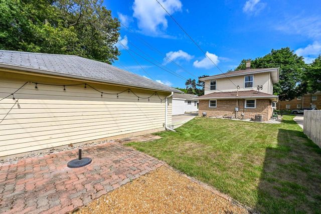 7817 W Mt. Vernon AVENUE, Milwaukee, WI 53213
