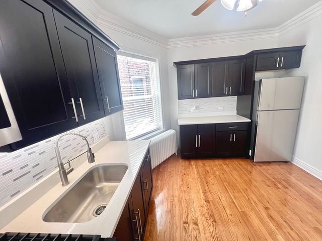 6619 CERMAK Road 2F, Berwyn, IL 60402