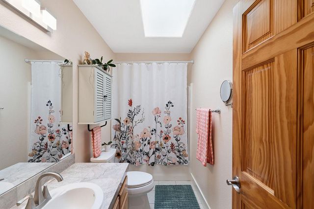 5590 Lynx Trl, Pollock Pines, CA 95726