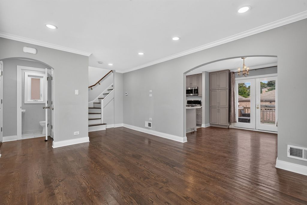 1636 N 75th Court, Elmwood Park, IL 60707 — photo 3