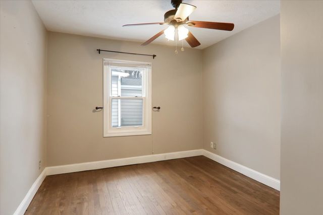 1212 N Madison Street, Bloomington, IL 61701