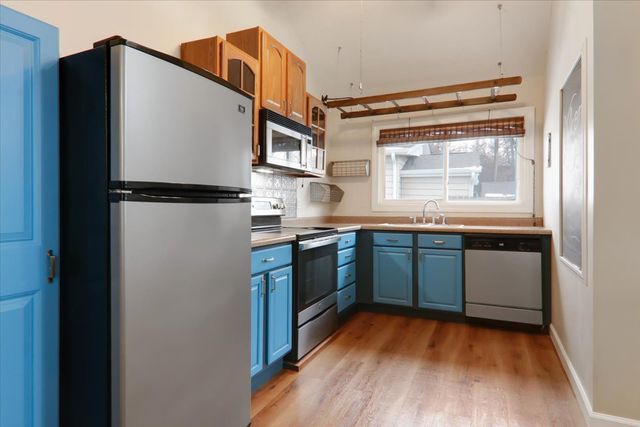 1212 N Madison Street, Bloomington, IL 61701