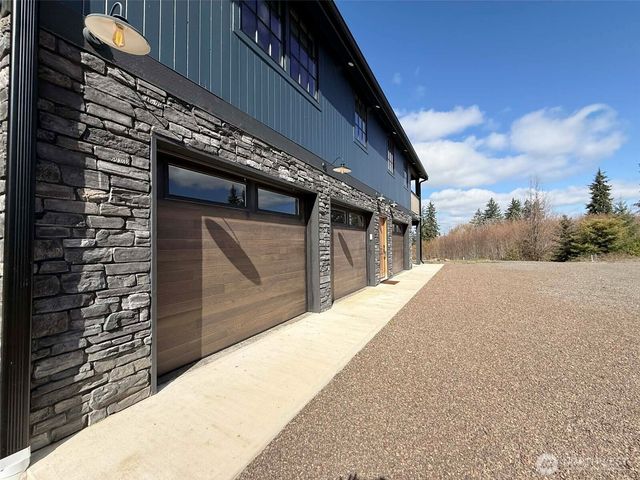 213 Tanglewood Drive, Mossyrock, WA 98564