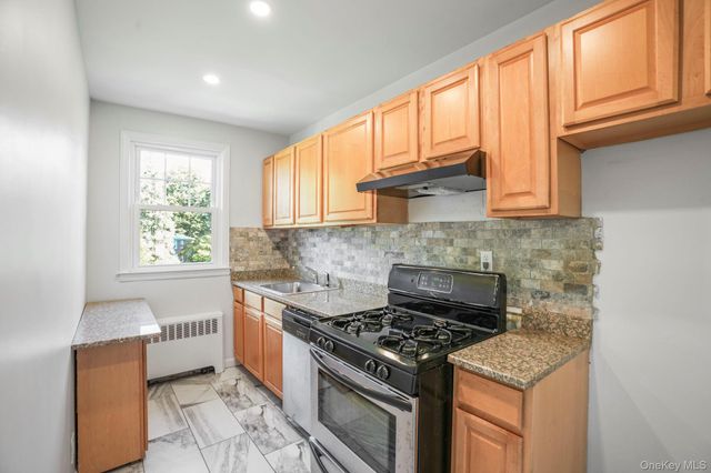 100 Cedar Street A17, Dobbs Ferry, NY 10522