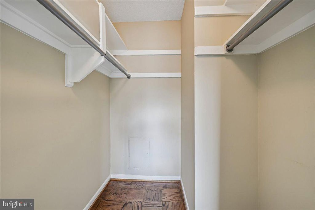 Image 18 of property listing at 1121 UNIVERSITY BLVD W #1207-B, Silver Spring, MD 20902