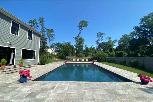 3225 Stanley Road, Mattituck, NY 11952