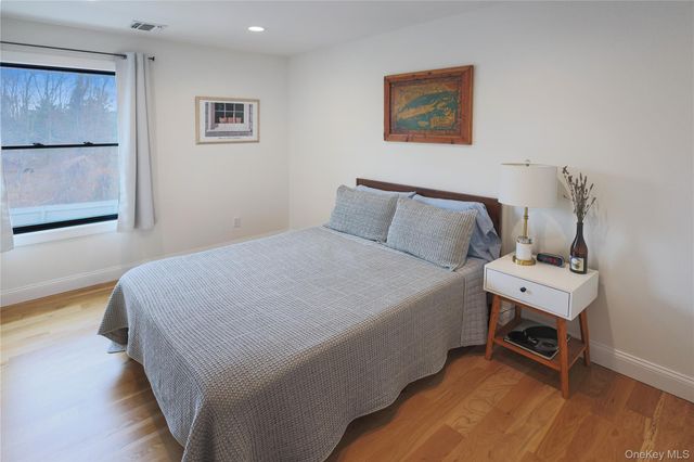 3225 Stanley Road, Mattituck, NY 11952