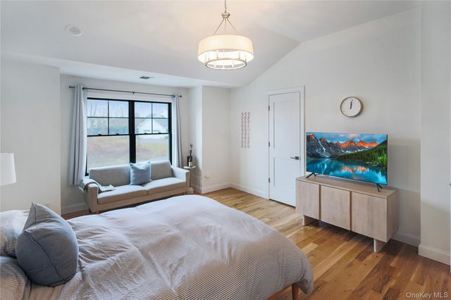 3225 Stanley Road, Mattituck, NY 11952