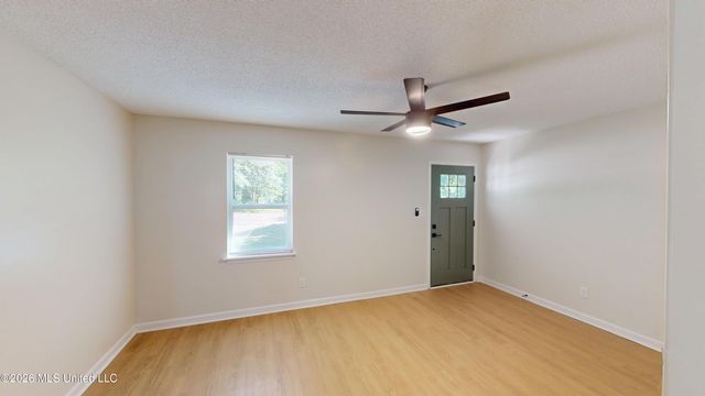 1832 Tad Cove, Southaven, MS 38671