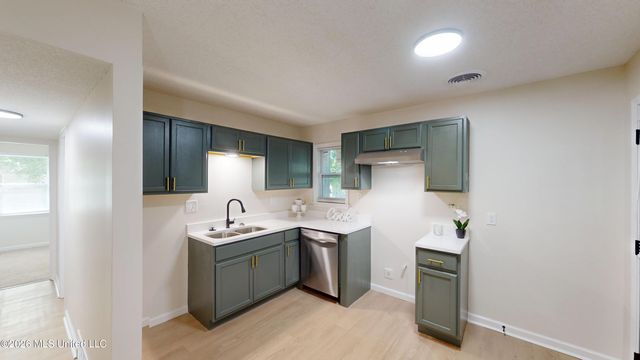 1832 Tad Cove, Southaven, MS 38671