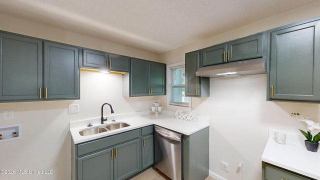 1832 Tad Cove, Southaven, MS 38671