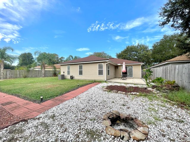 519 CHANCELLOR Drive E, Jacksonville, FL 32225