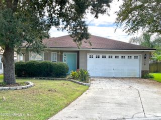 519 CHANCELLOR Drive E, Jacksonville, FL 32225