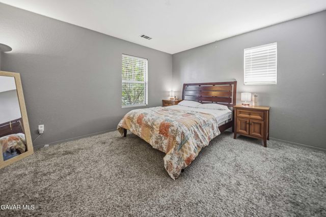 2757 Emerald Lane, Lancaster, CA 93535