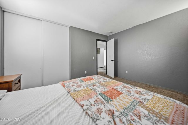 2757 Emerald Lane, Lancaster, CA 93535