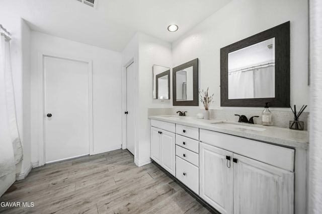 2757 Emerald Lane, Lancaster, CA 93535