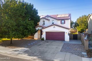 2757 Emerald Lane, Lancaster, CA 93535