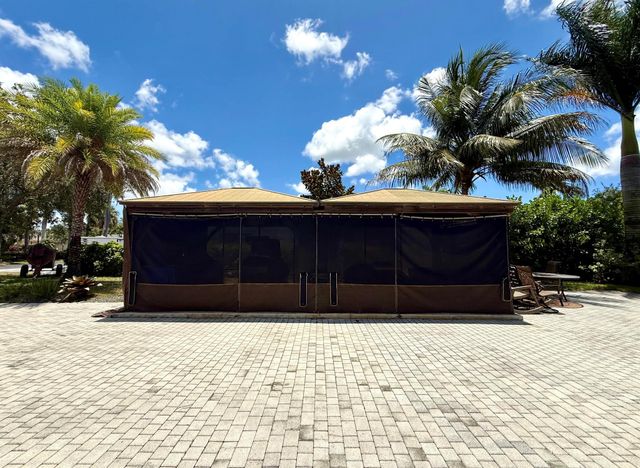 276 N Cortez Drive 276, Margate, FL 33068