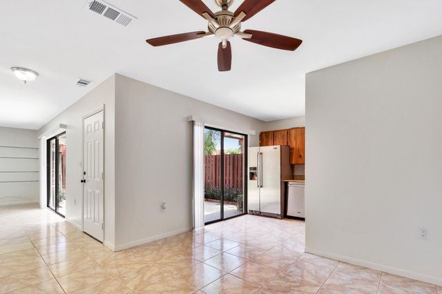 3358 Meridian Way N B, Palm Beach Gardens, FL 33410