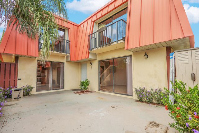 3358 Meridian Way N B, Palm Beach Gardens, FL 33410