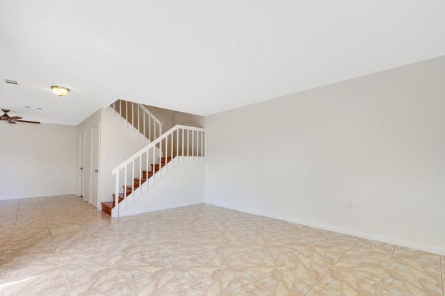 3358 Meridian Way N B, Palm Beach Gardens, FL 33410