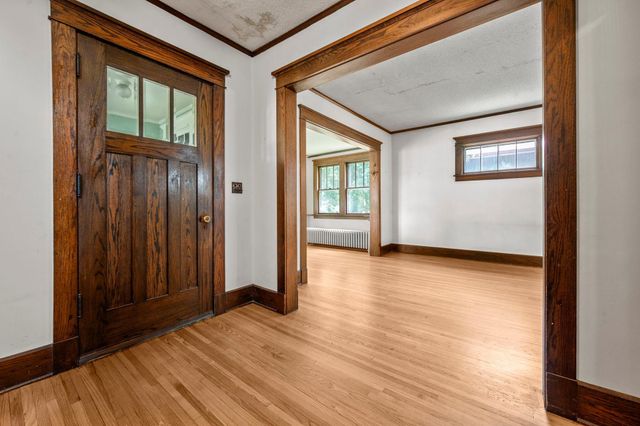 1308 Juno Avenue, Saint Paul, MN 55116
