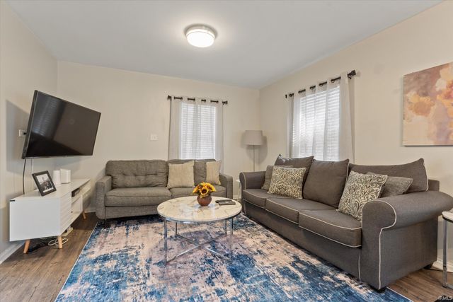 809 Turnock Street, South Bend, IN 46617