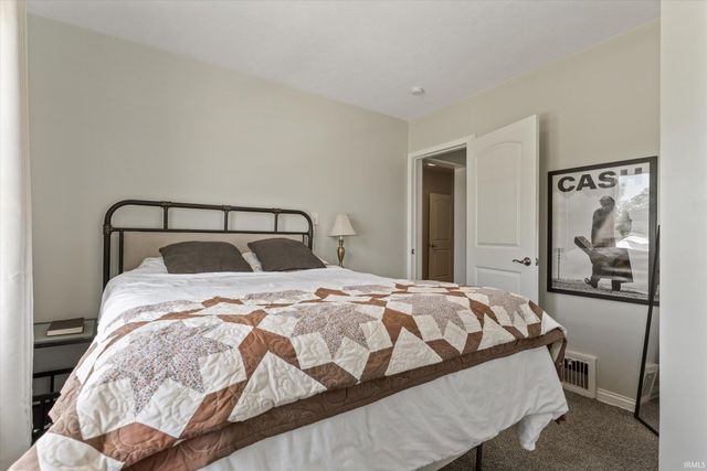 809 Turnock Street, South Bend, IN 46617