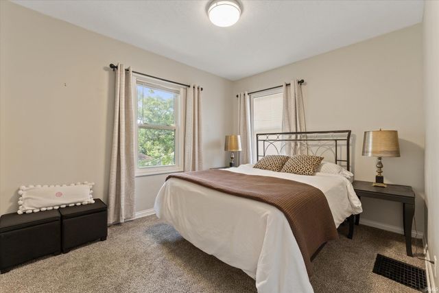 809 Turnock Street, South Bend, IN 46617