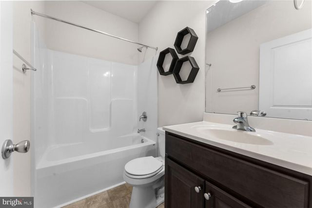 225 PONDS EDGE DR, Felton, DE 19943